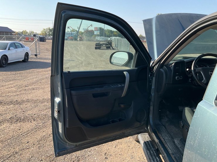 2010-gmc-sierra-1500-image-62