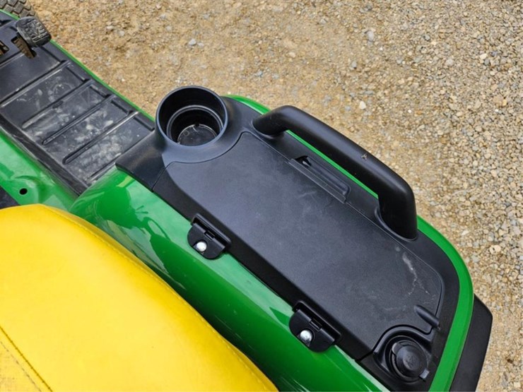 john-deere-x730-image-17