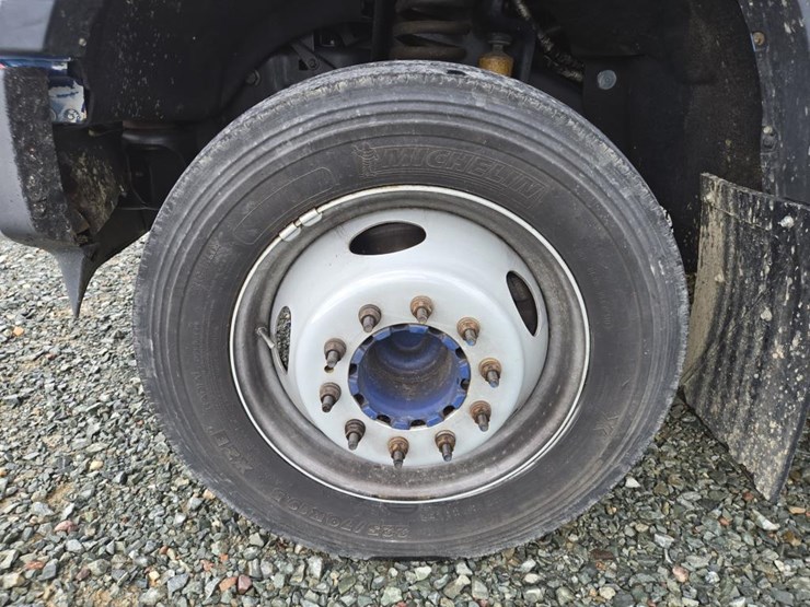 2009-ford-f550-image-70