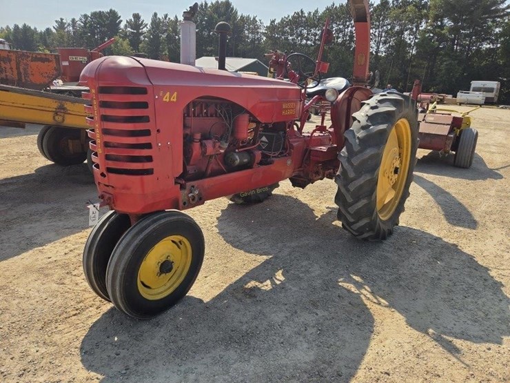 massey-ferguson-44-image-1