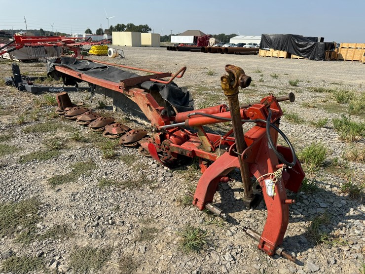 new-holland-617-image-2