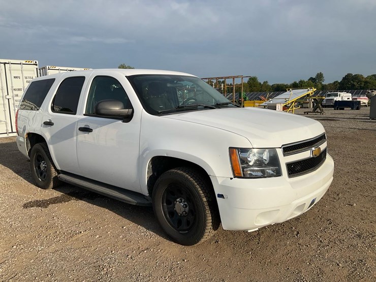 2013-chevrolet-tahoe-image-7