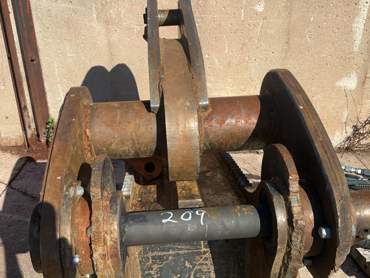john-deere-270-image-23
