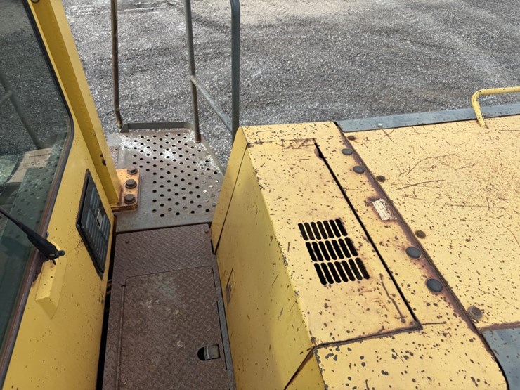 komatsu-wa600-image-69