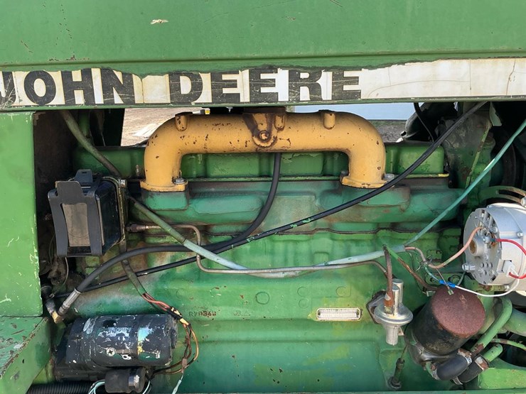 john-deere-2940-image-19