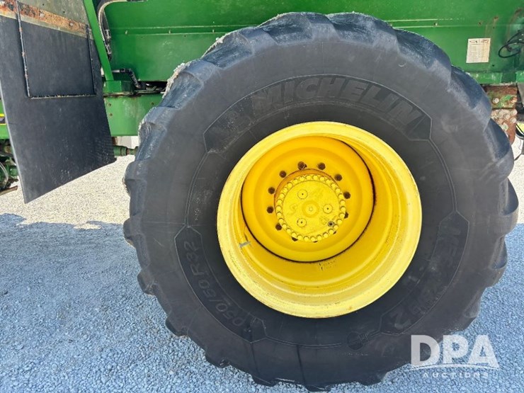 2019-john-deere-f4365-image-56