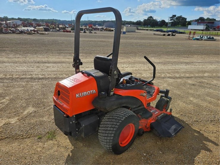kubota-zd326-image-5