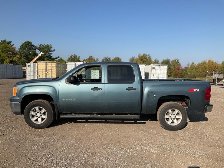 2010-gmc-sierra-1500-image-2