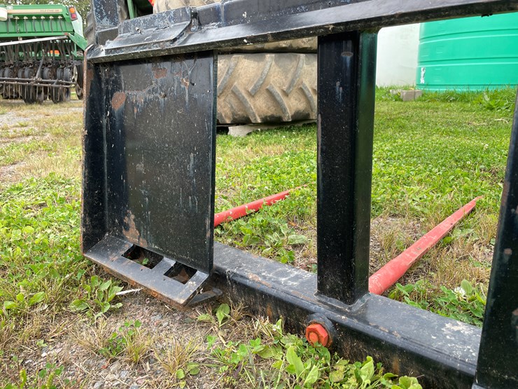 #7119-•-hoover-universal-skid-steer-bail-spear-image-7