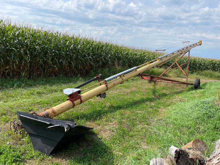 #7109-•-westfield-8"-pto-sd-driven-grain-auger-image-2