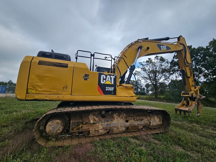 2017-caterpillar-336f-image-22