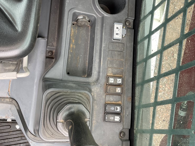 2020-takeuchi-tl10v2-image-44