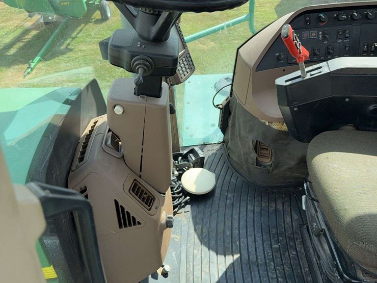 2000-john-deere-4700-image-7