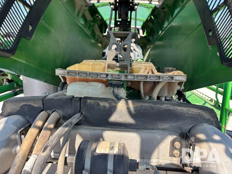 2014-john-deere-r4038-image-36