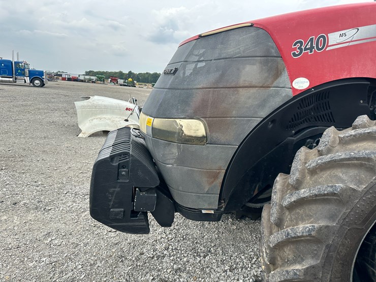 case-ih-340-image-31