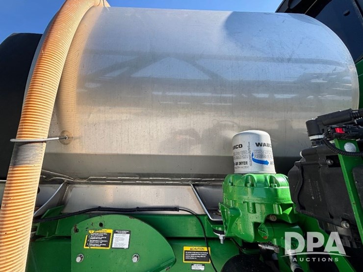 2014-john-deere-r4038-image-80
