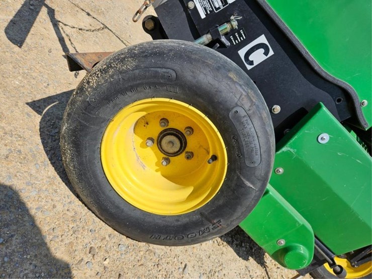 john-deere-800-image-27