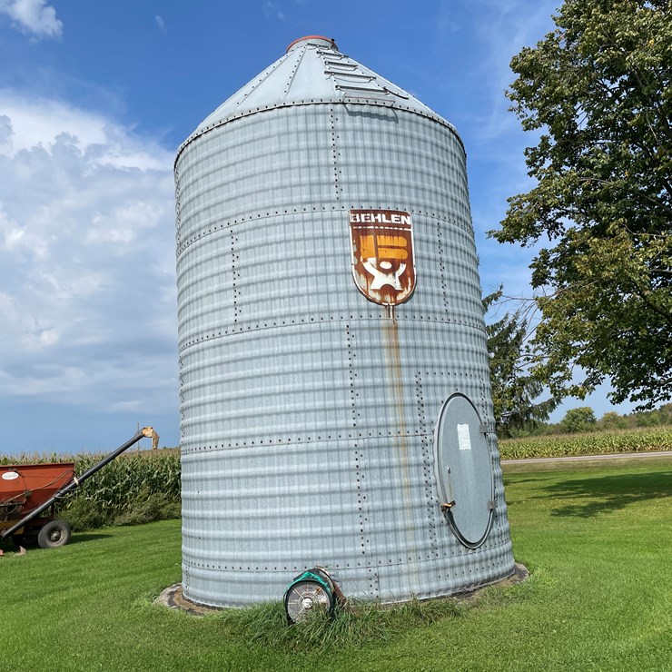 #7111 • Behlen Galvanized Grain Bin