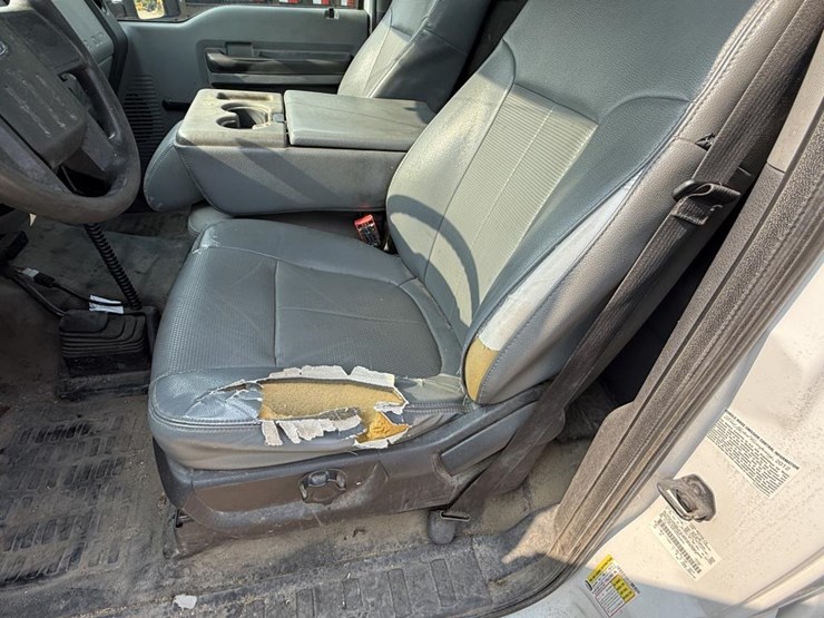 2013-ford-f350-image-53