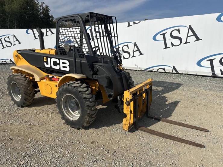 jcb-520-50-image-7