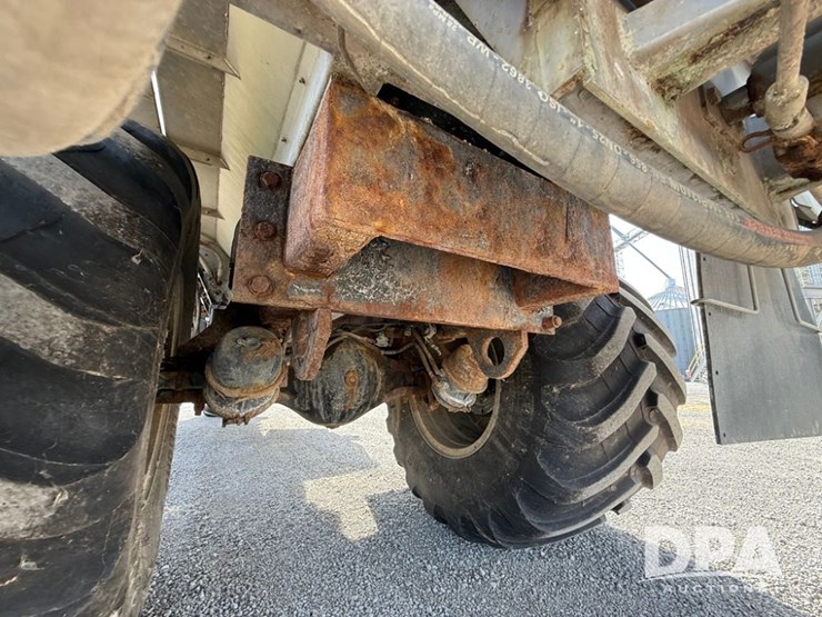 2010-case-ih-titan-3520-image-37