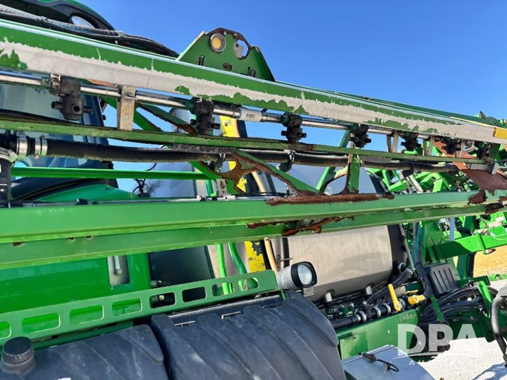 2014-john-deere-r4038-image-99