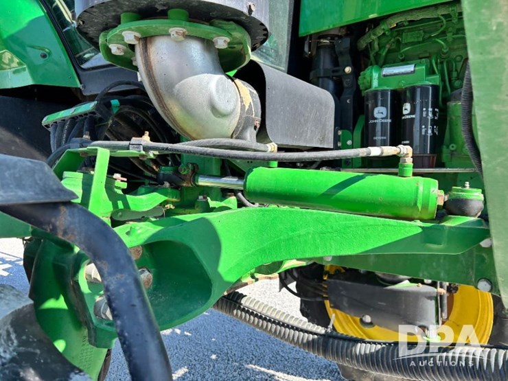 2014-john-deere-r4038-image-85