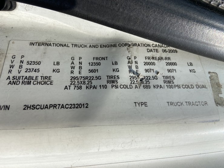2010-international-prostar-image-12