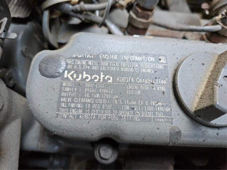 kubota-rtv900-image-23