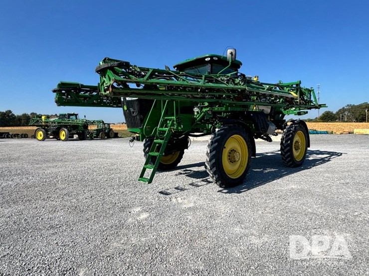 2014-john-deere-r4038-image-23