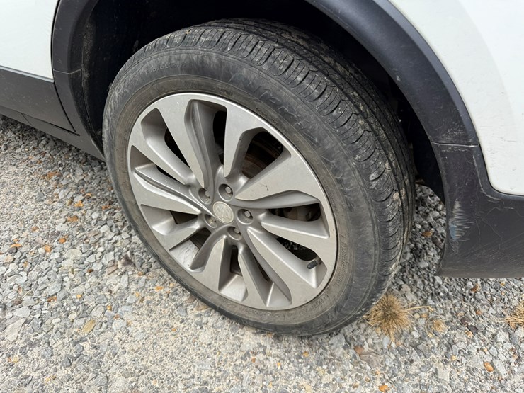 2019-buick-encore-image-7
