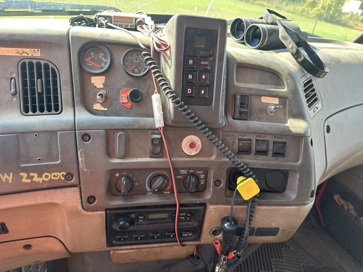 2000-caterpillar-3126-image-46