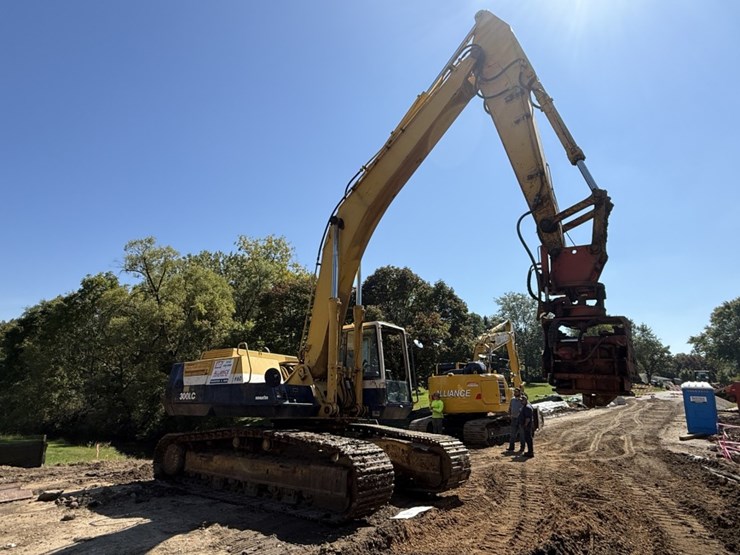 komatsu-pc300-lc-5-image-6