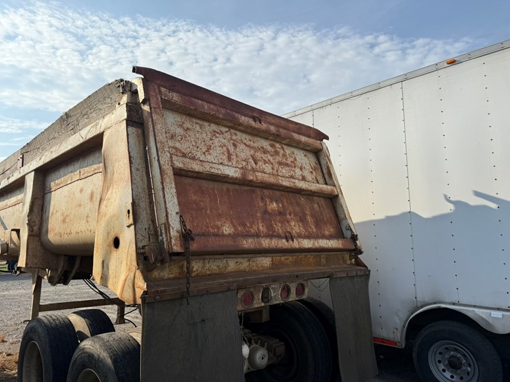 1978-clement-dump-trailer-image-8