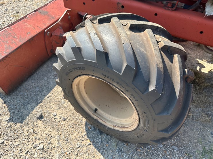 2004-ditch-witch-3700-image-6