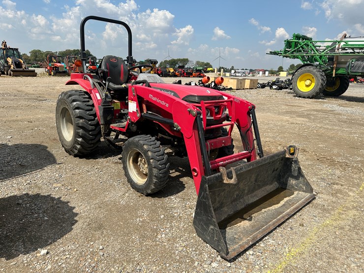 mahindra-1626-image-2