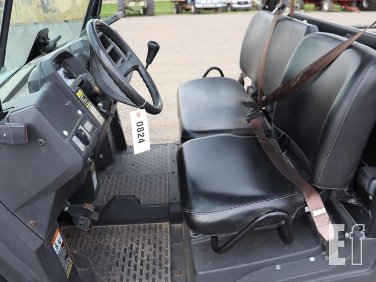 2019-john-deere-gator-xuv-835m-image-17
