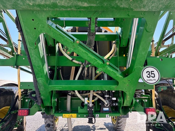 2017-john-deere-r4038-image-66