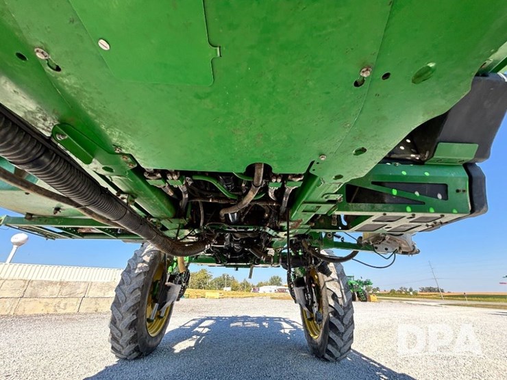 2017-john-deere-r4038-image-28