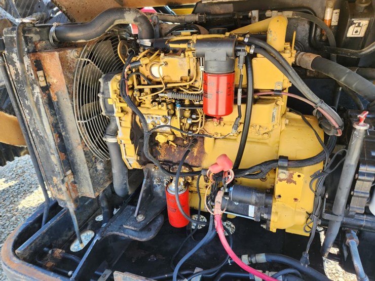 2008-caterpillar-943-image-41
