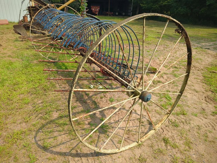 vintage-deering-10'-dump-rake-image-2