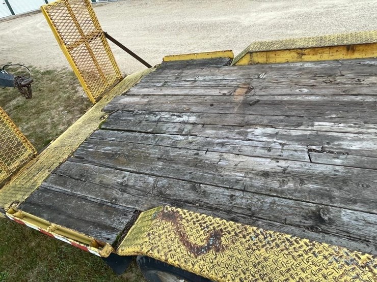 1973-miller-8'x16'-+-2'-gooseneck-trailer-image-6