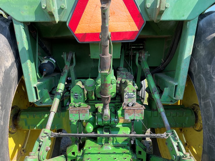 john-deere-4430-image-22