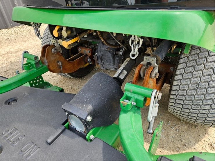 john-deere-1575-image-11