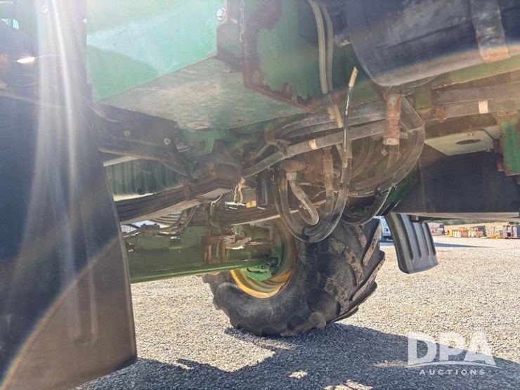 2019-john-deere-f4365-image-49
