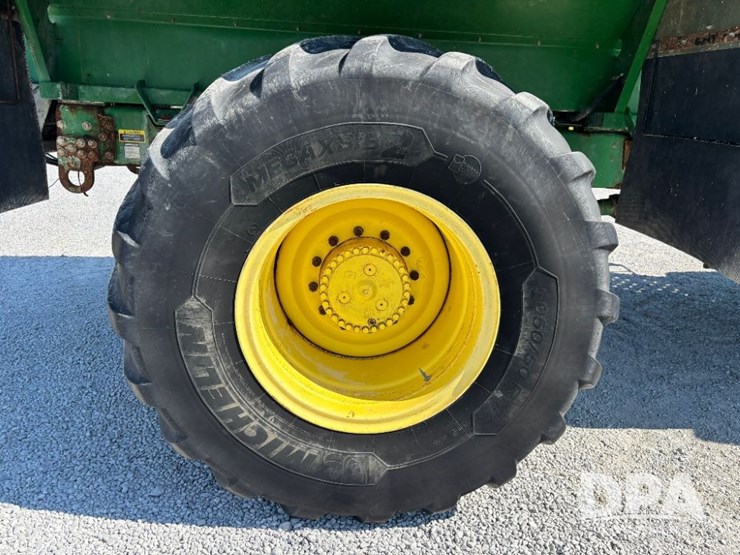 2019-john-deere-f4365-image-72