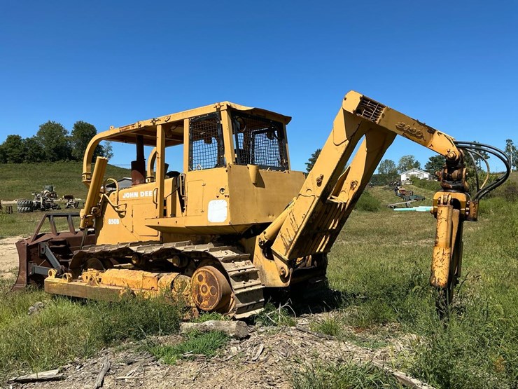 deere-850b-image-3