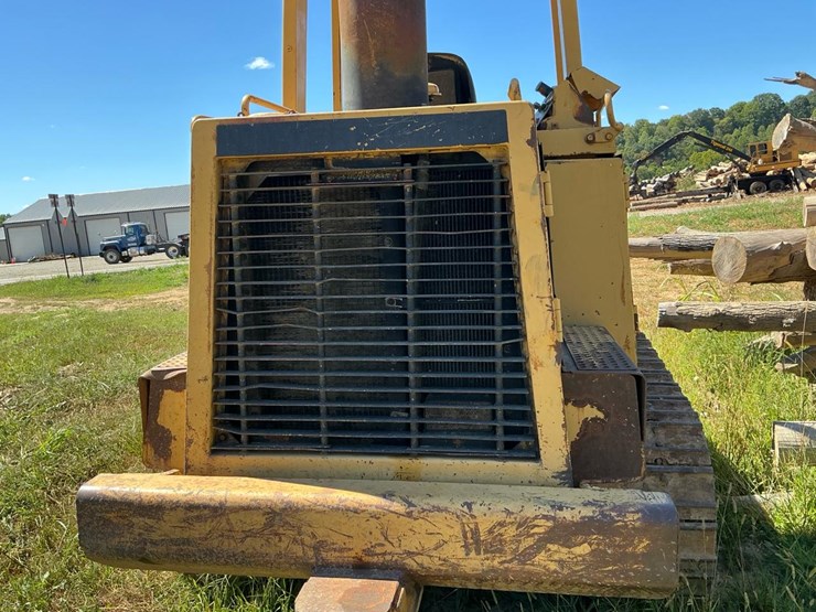 caterpillar-943-image-27
