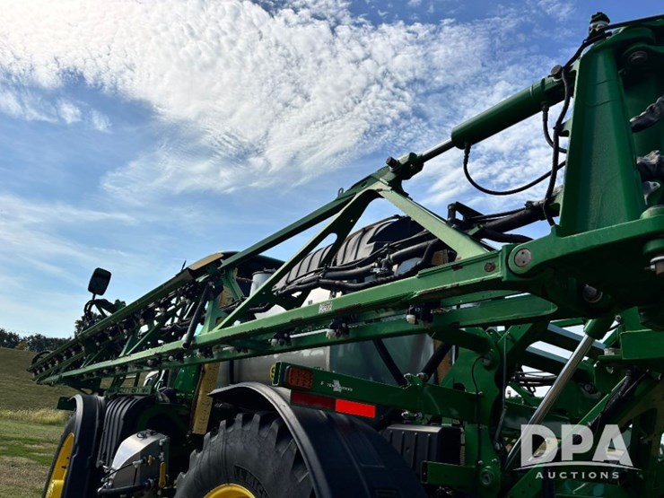 2019-john-deere-r4045-image-101
