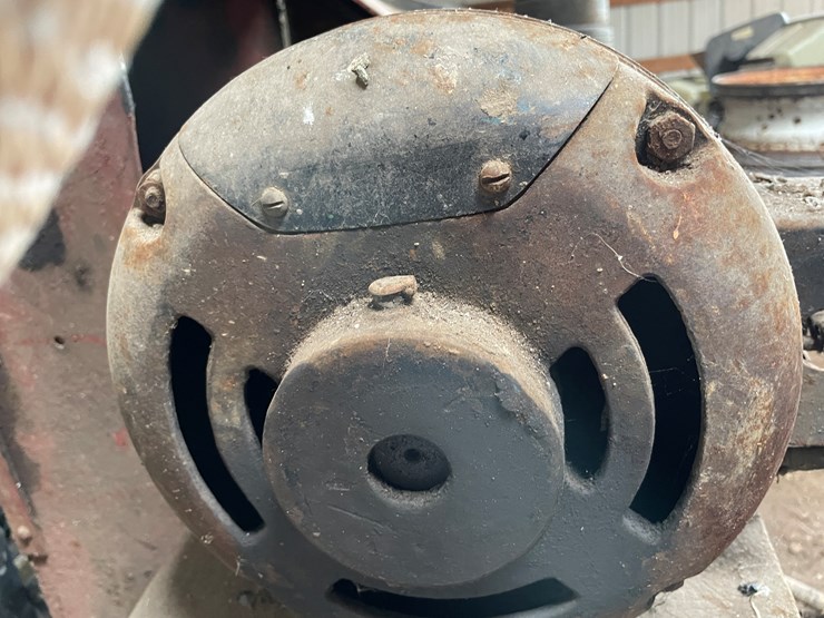 #7153-•-vintage-electric-motor-with-grinder-wheel-image-11